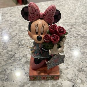 Jim Shore Disney Traditions Showcase collection Le Vie en Rose